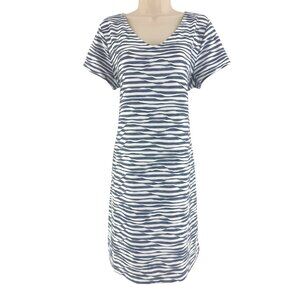 Chico's Size 2 = Large/12 Blue White Textured Knit Shift Dress Short Sleeves